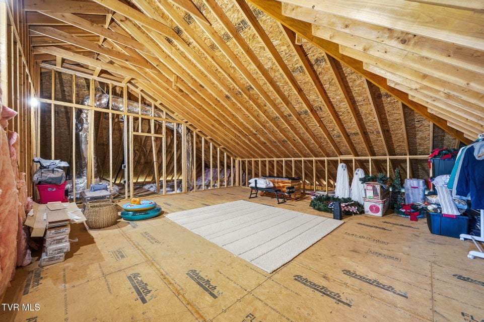 Photo #32: 335 Gransley Court