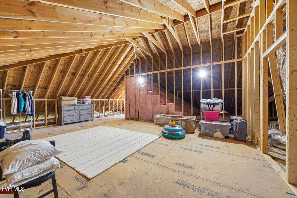 Photo #33: 335 Gransley Court