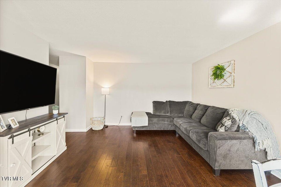 Photo #9: 400 Hallbrook Drive