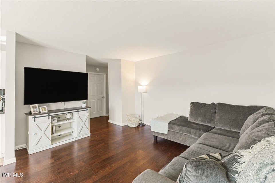 Photo #11: 400 Hallbrook Drive