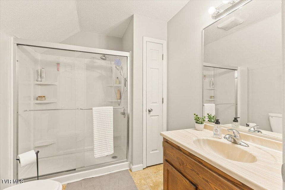 Photo #20: 400 Hallbrook Drive