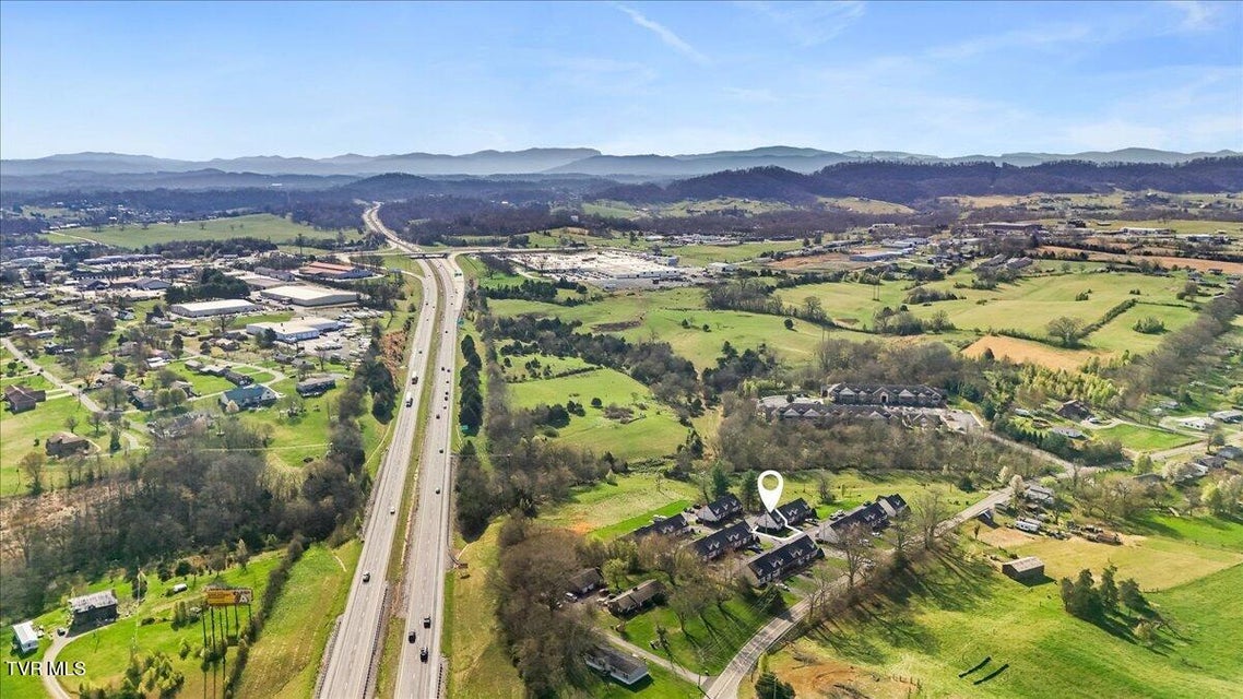 Photo #33: 400 Hallbrook Drive