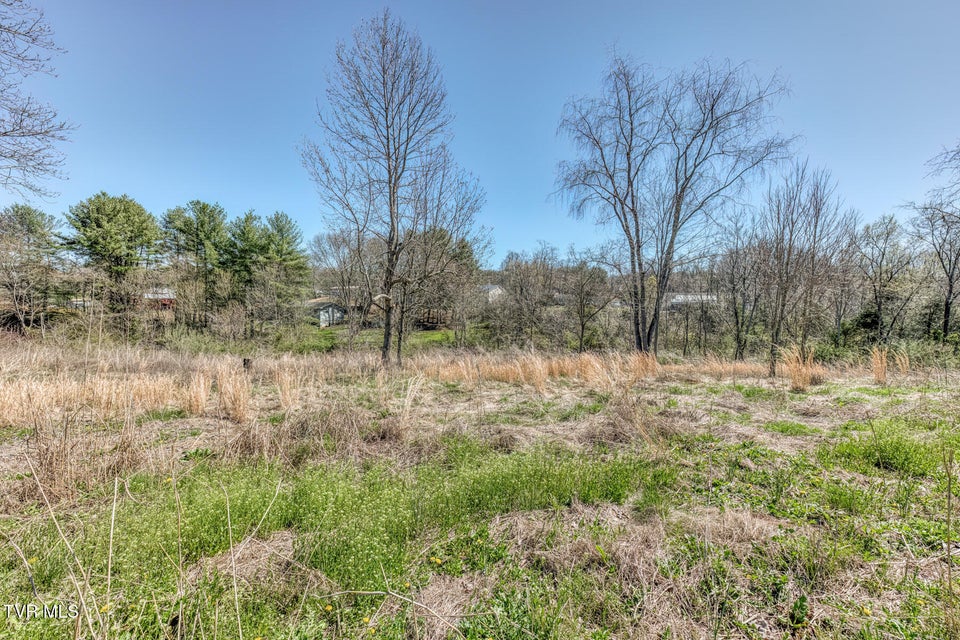 Photo #10: 145 Claude Simmons Road