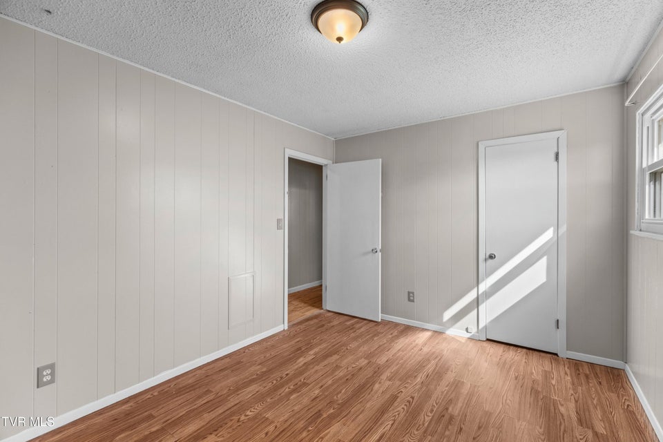 Photo #9: 300 Glades Circle