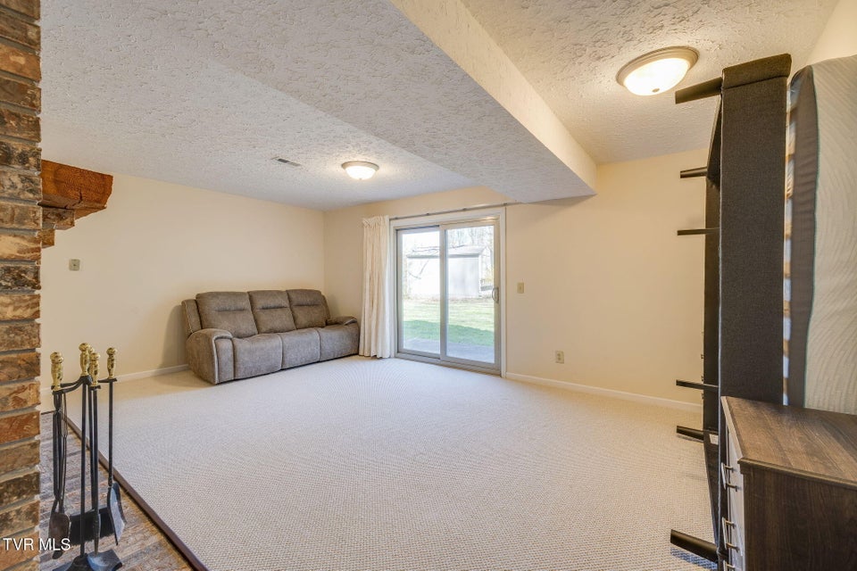 Photo #35: 381 Sugarwood Drive