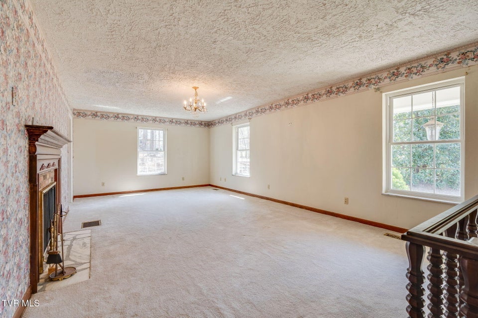 Photo #5: 6800 Allens Bridge Road