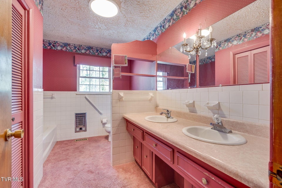 Photo #20: 6800 Allens Bridge Road