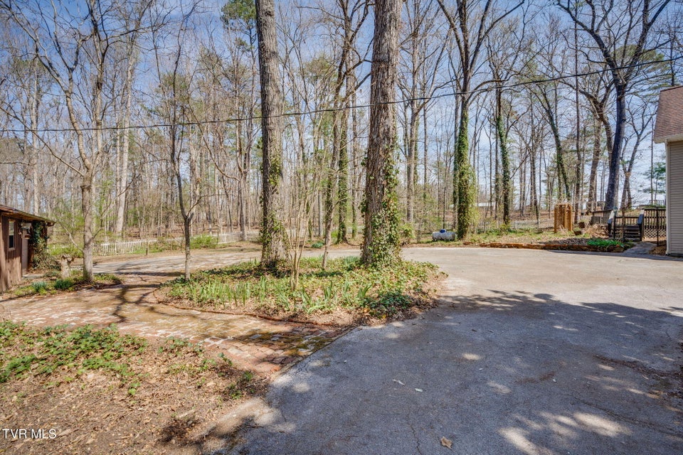 Photo #30: 6800 Allens Bridge Road