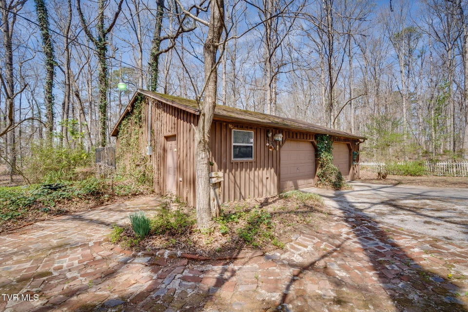 Photo #36: 6800 Allens Bridge Road