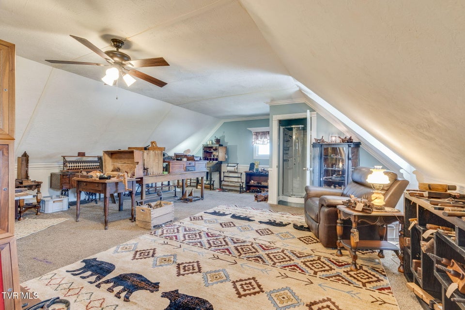 Photo #60: 283 Highway 81 N. 