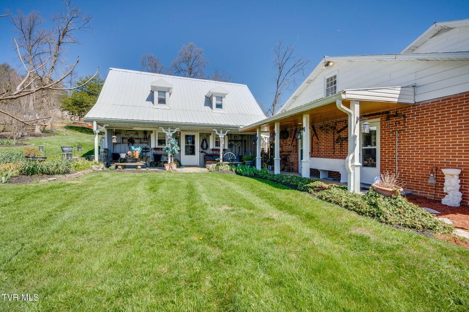 Photo #6: 283 Highway 81 N. 