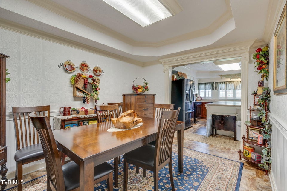 Photo #32: 283 Highway 81 N. 