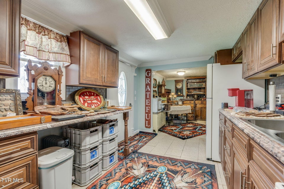 Photo #54: 283 Highway 81 N. 