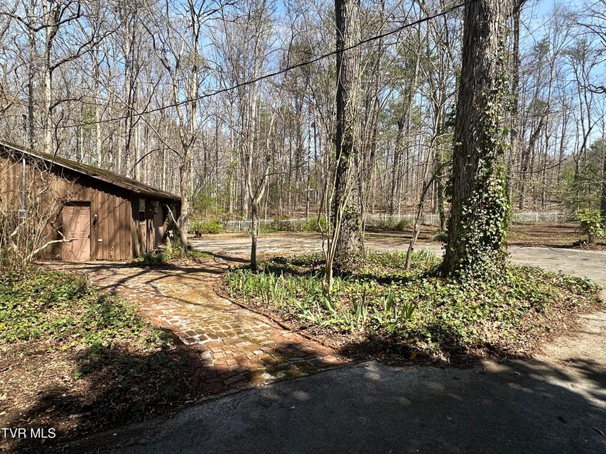 Photo #39: 6800 Allens Bridge Road