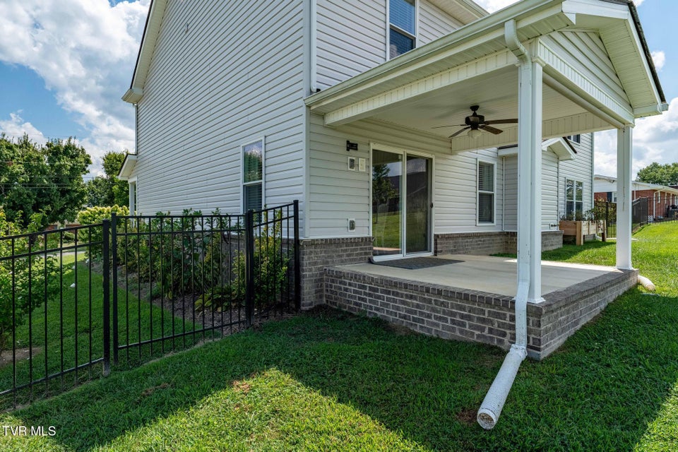 Photo #18: 102 Mountain View Circle