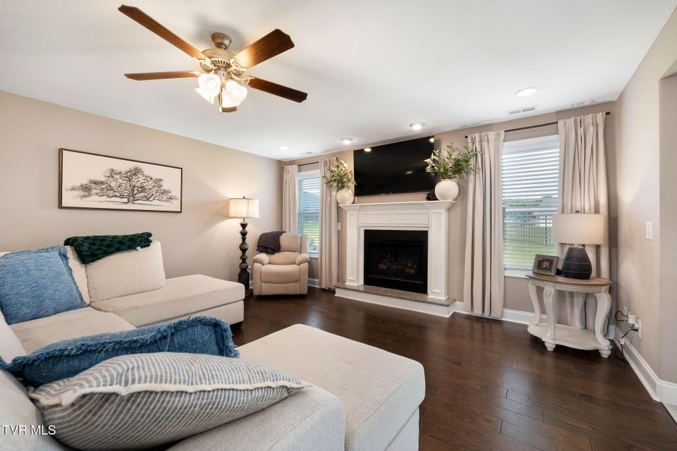 Photo #28: 102 Mountain View Circle