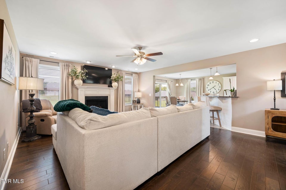 Photo #29: 102 Mountain View Circle