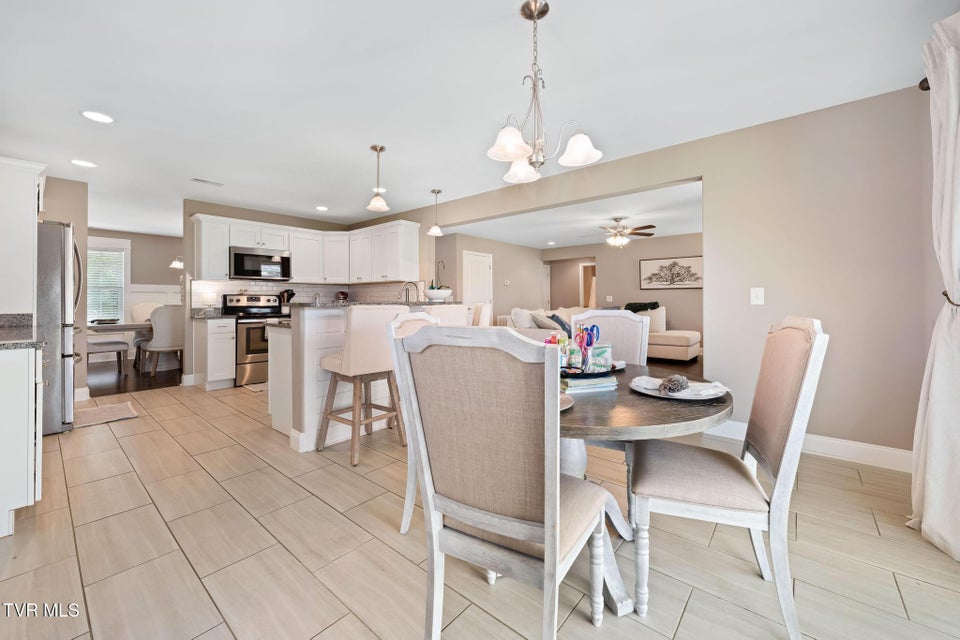 Photo #34: 102 Mountain View Circle