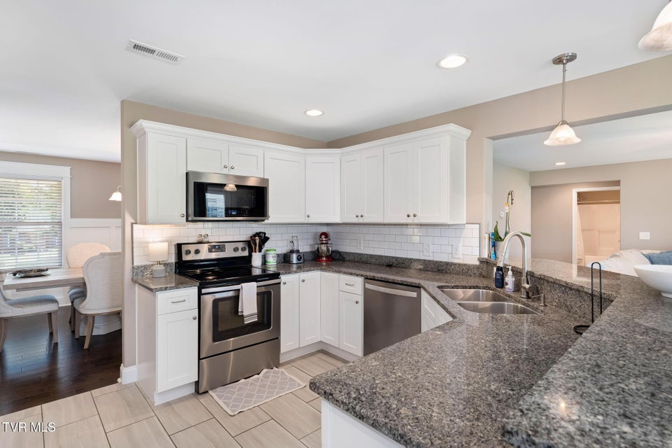 Photo #36: 102 Mountain View Circle