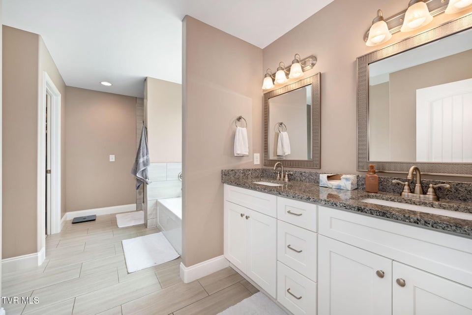 Photo #57: 102 Mountain View Circle