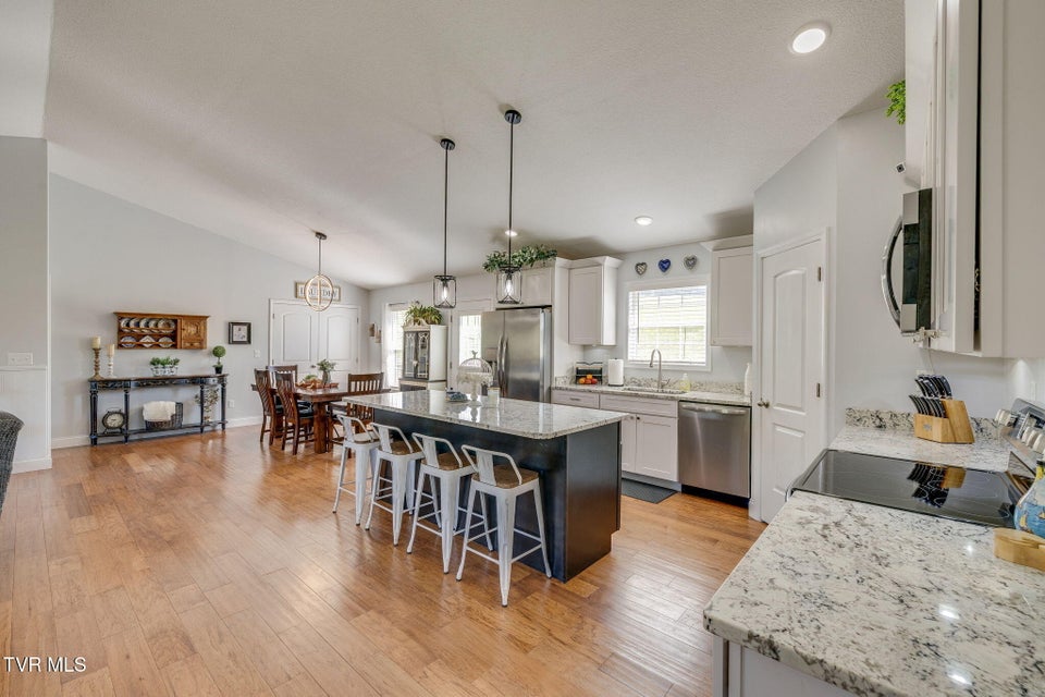 Photo #9: 4170 Chuckey Pike