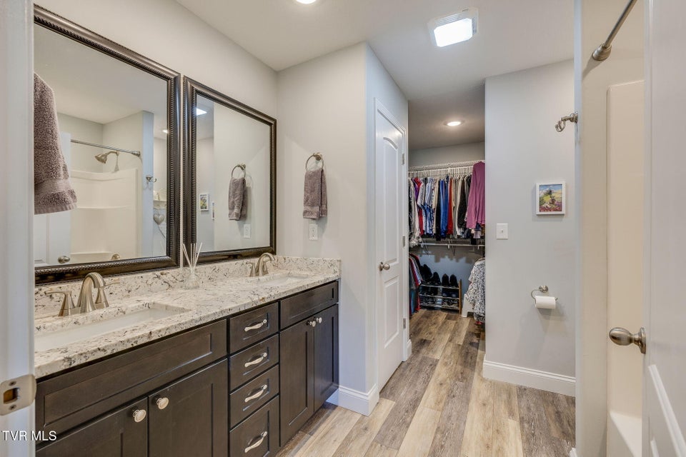 Photo #18: 4170 Chuckey Pike