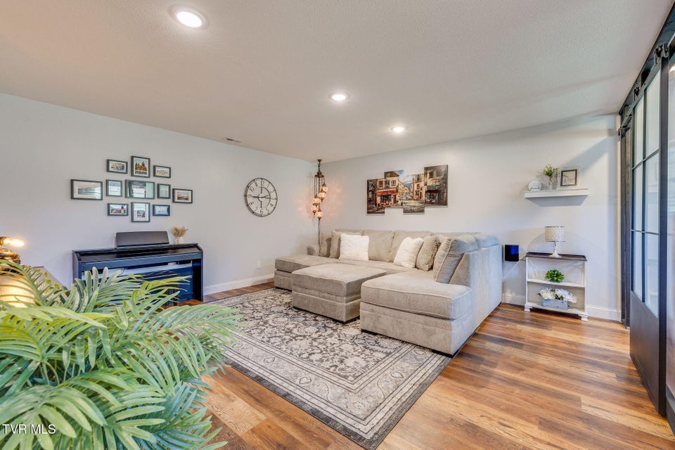 Photo #26: 4170 Chuckey Pike