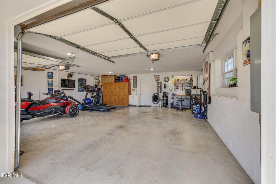 Photo #35: 4170 Chuckey Pike