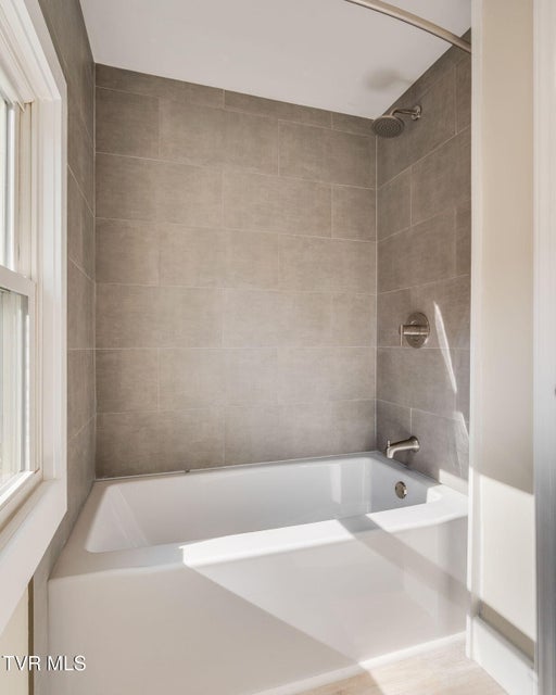 Photo #13: 907 Hopson Street