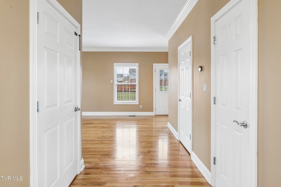 Photo #13: 401 Leesburg Road