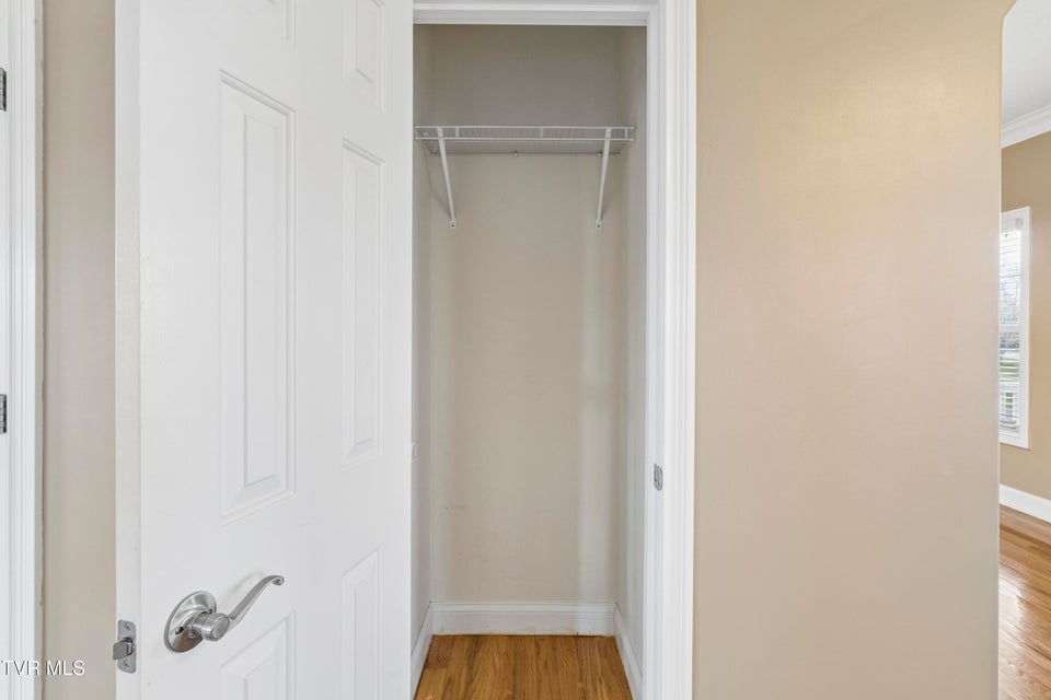 Photo #17: 401 Leesburg Road