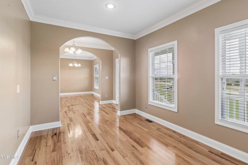 Photo #19: 401 Leesburg Road