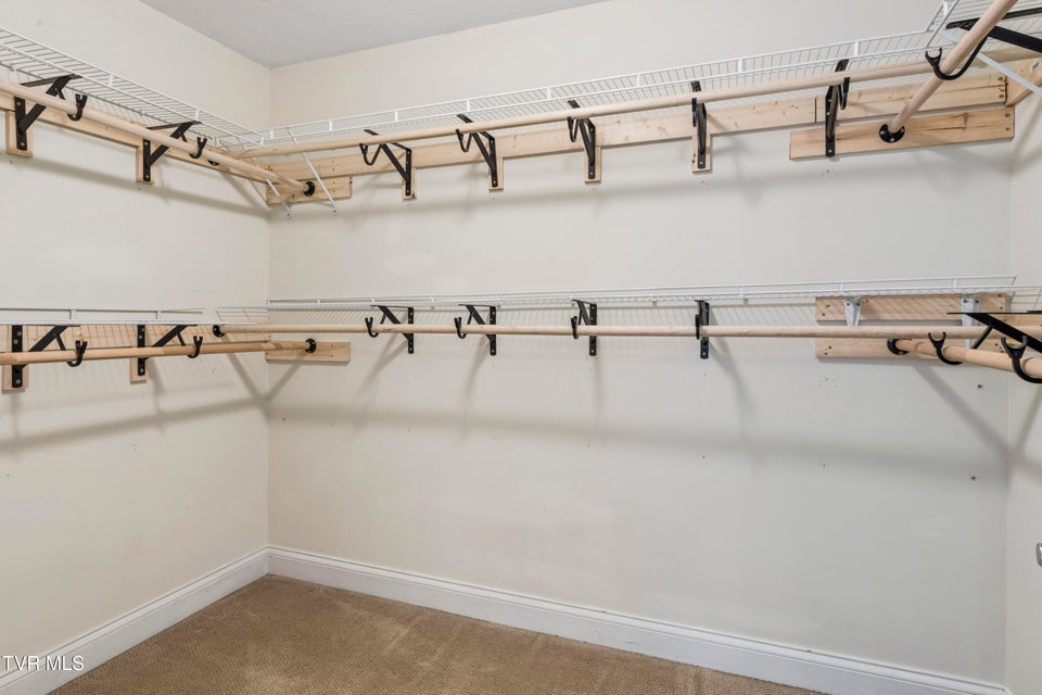 Photo #30: 401 Leesburg Road