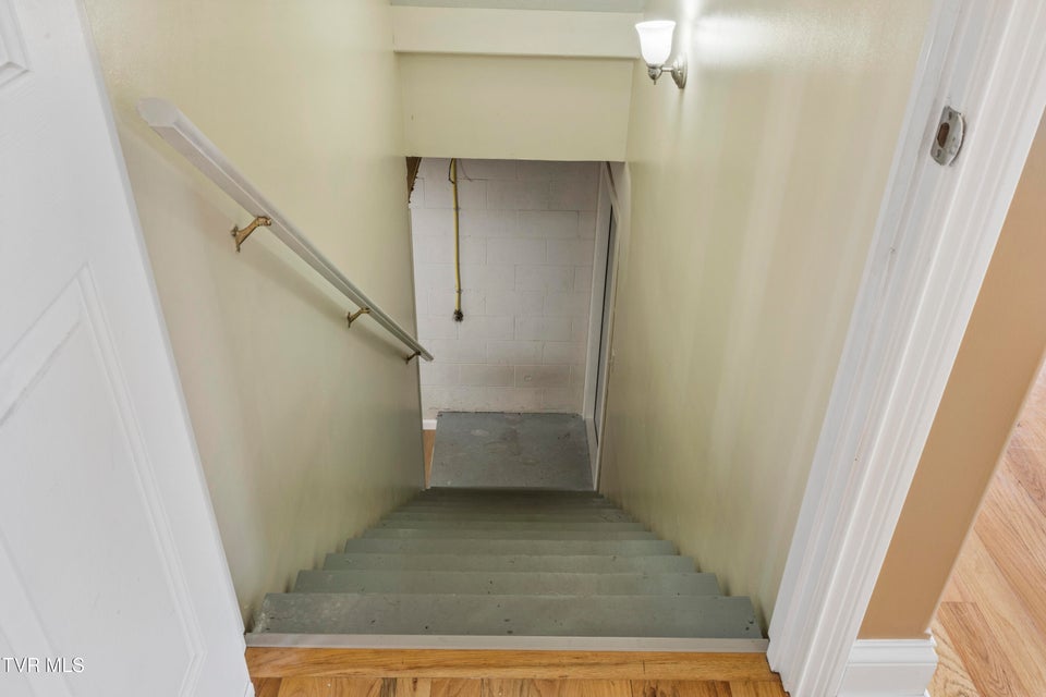 Photo #40: 401 Leesburg Road