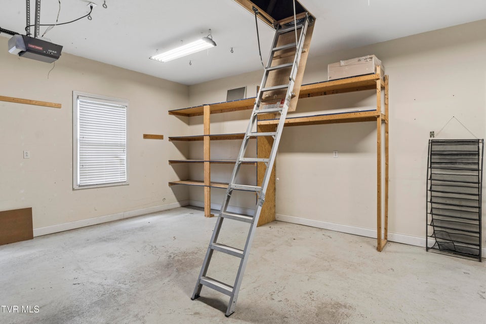 Photo #47: 401 Leesburg Road