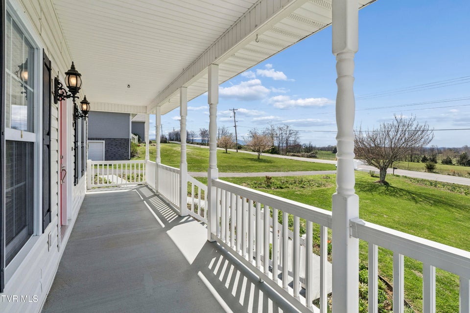 Photo #8: 401 Leesburg Road