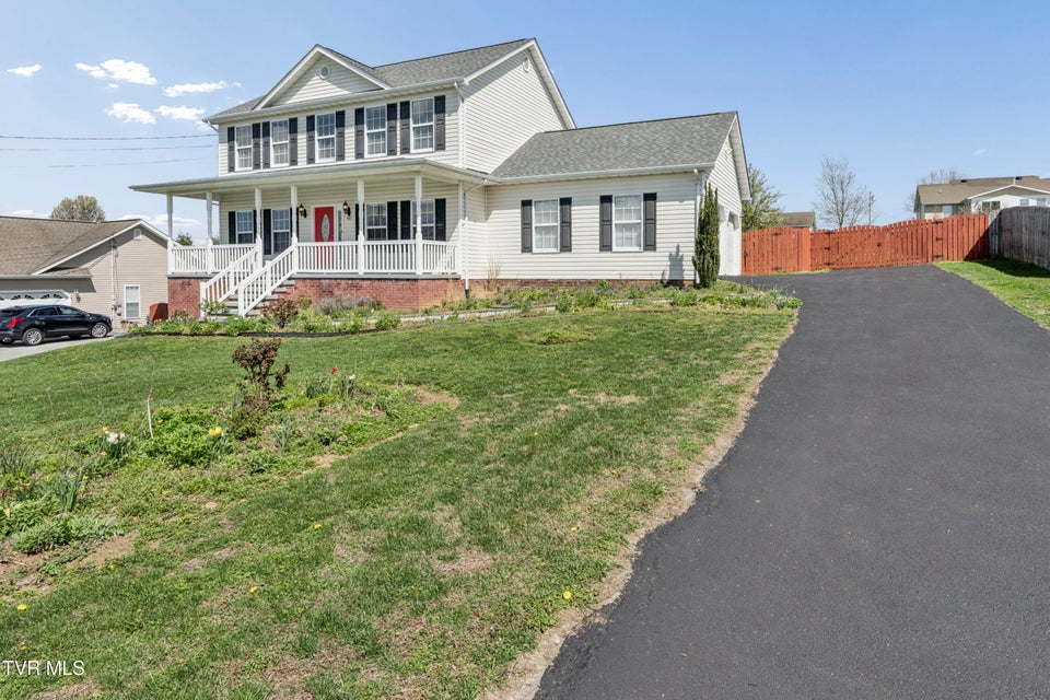 Photo #3: 401 Leesburg Road