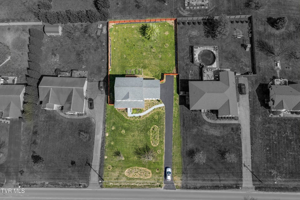 Photo #61: 401 Leesburg Road