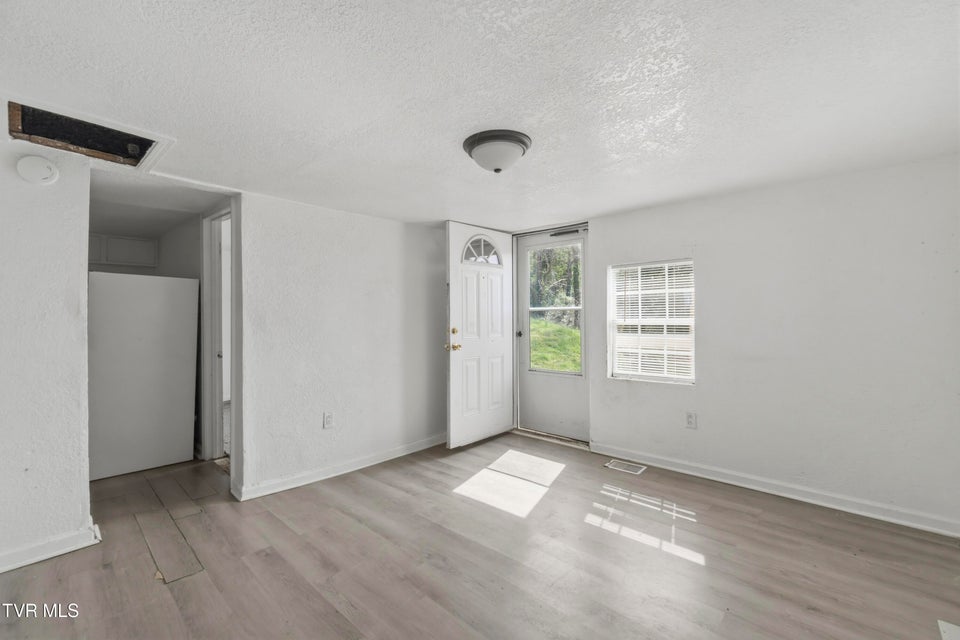 Photo #13: 346 Locust Street