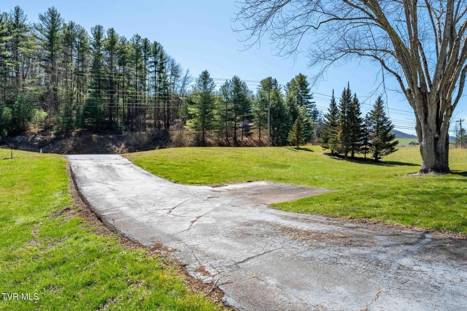 Photo #17: 2584 Highway 67 W 