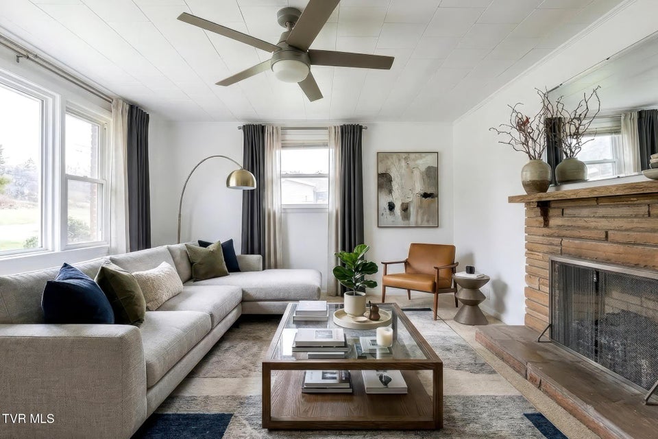 Photo #40: 2584 Highway 67 W 