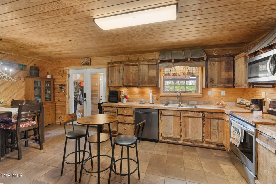 Photo #14: 2357 Hall Road