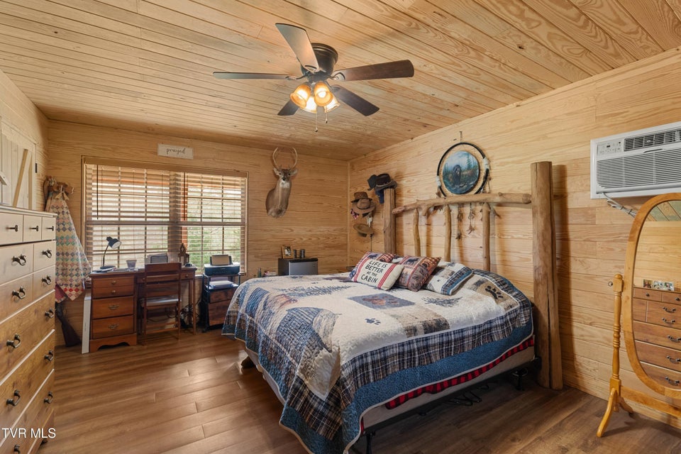 Photo #16: 2357 Hall Road