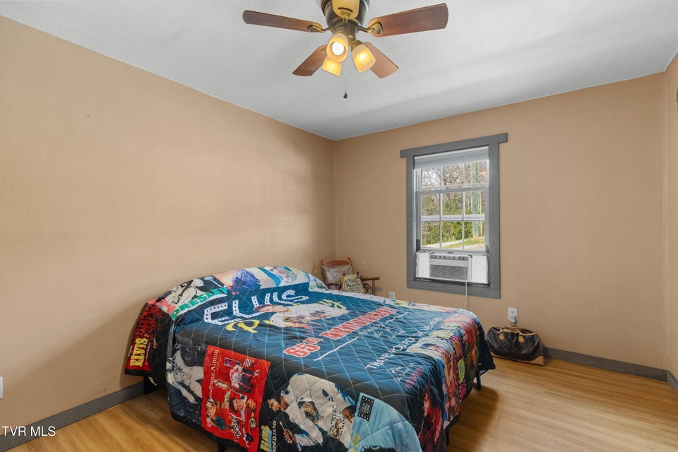 Photo #23: 2357 Hall Road