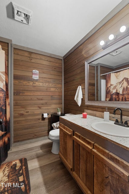 Photo #25: 2357 Hall Road