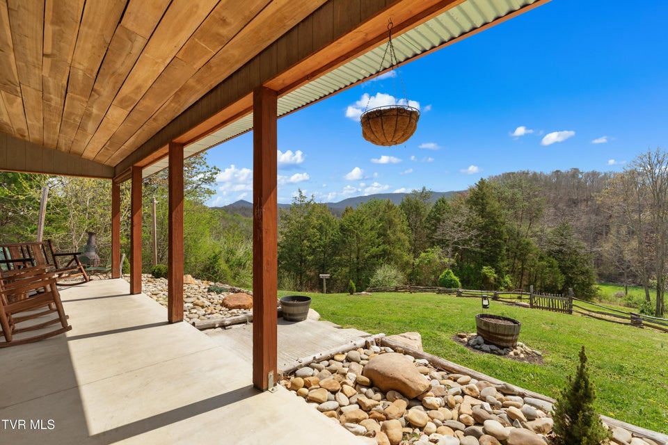 Photo #27: 2357 Hall Road