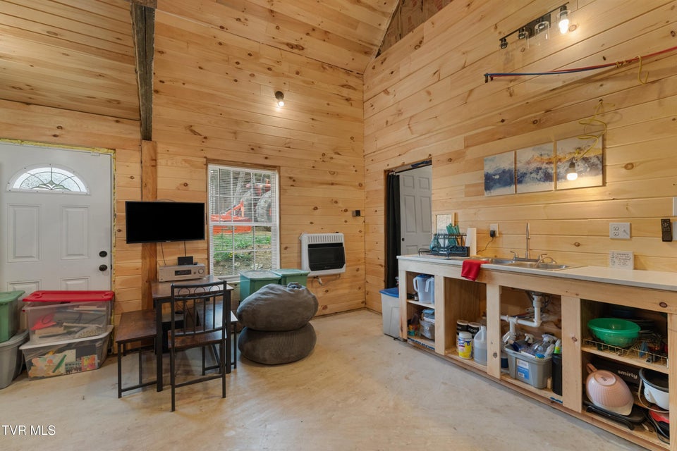 Photo #29: 2357 Hall Road