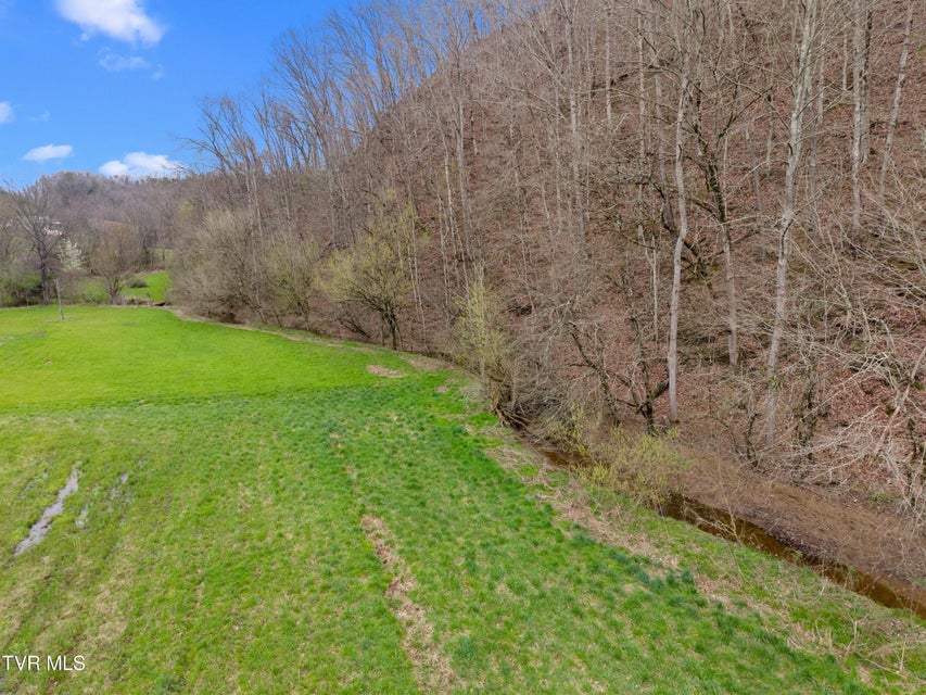 Photo #52: 2357 Hall Road