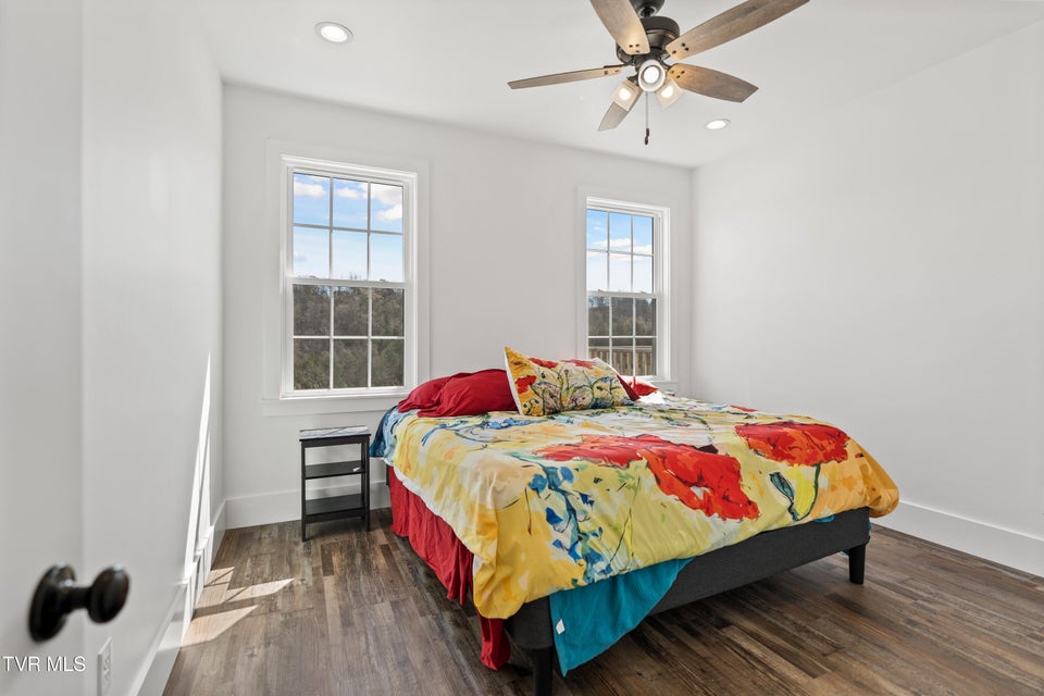 Photo #59: 811 Grassy Creek Road