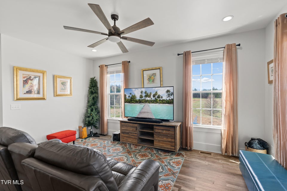 Photo #29: 811 Grassy Creek Road